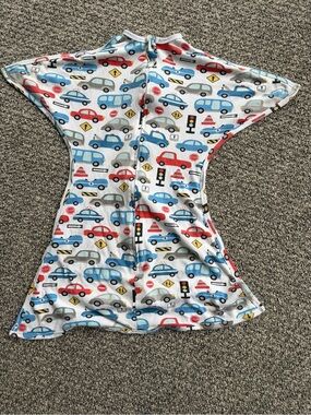 Sleeping Baby Zipadee-Zip Sleep Sack – Cars & Traffic Print – Medium (6–12 Month